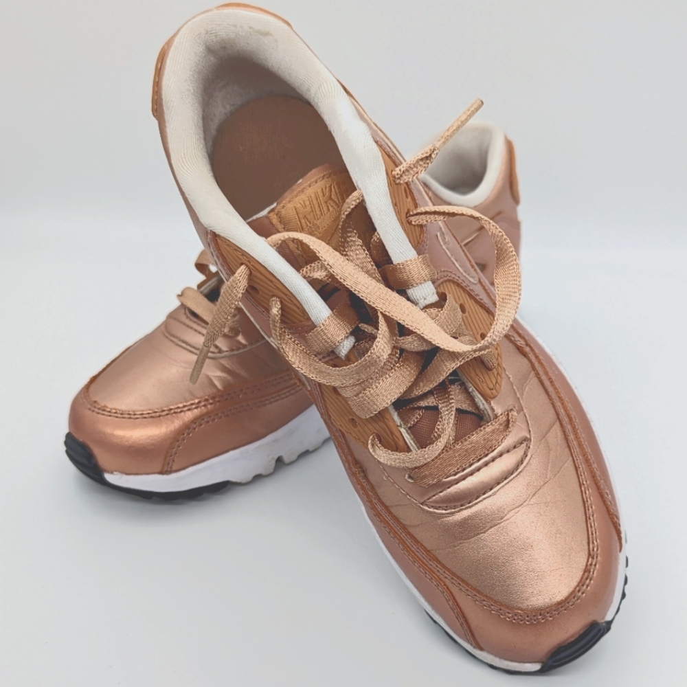 NIKE AIRMAX 90 ROSE GOLD SNEAKERS Size 5.5